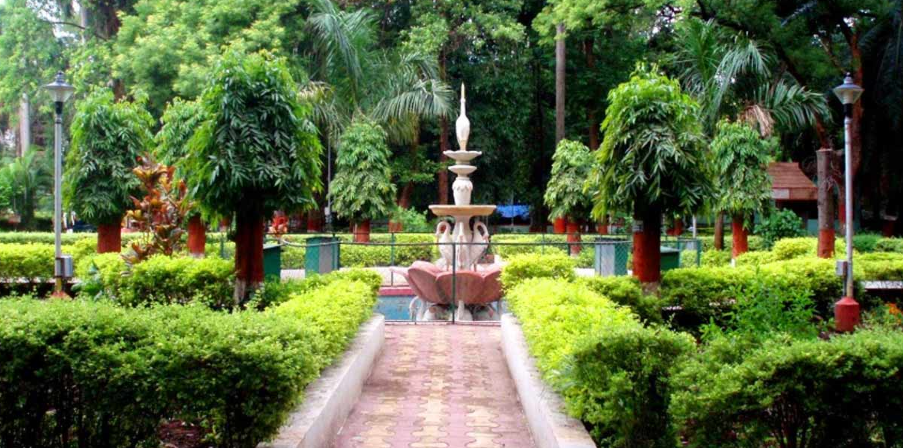 Kamala Nehru Park, Deccan Gymkhana